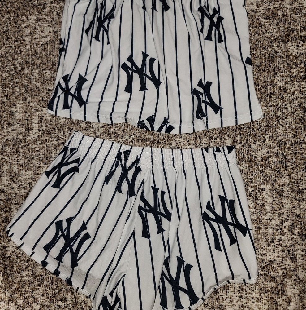 New York Yankees Pajama Set Official MLB - Picture 2 of 4